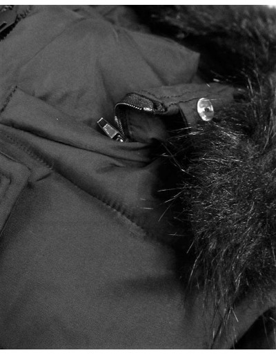 Dámská černá zimní bunda s kapucí krátká Blansko